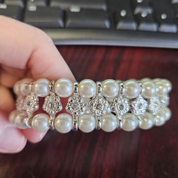 Jewelry - Stretch Band Faux Pearl Rhinestone Triple Layer